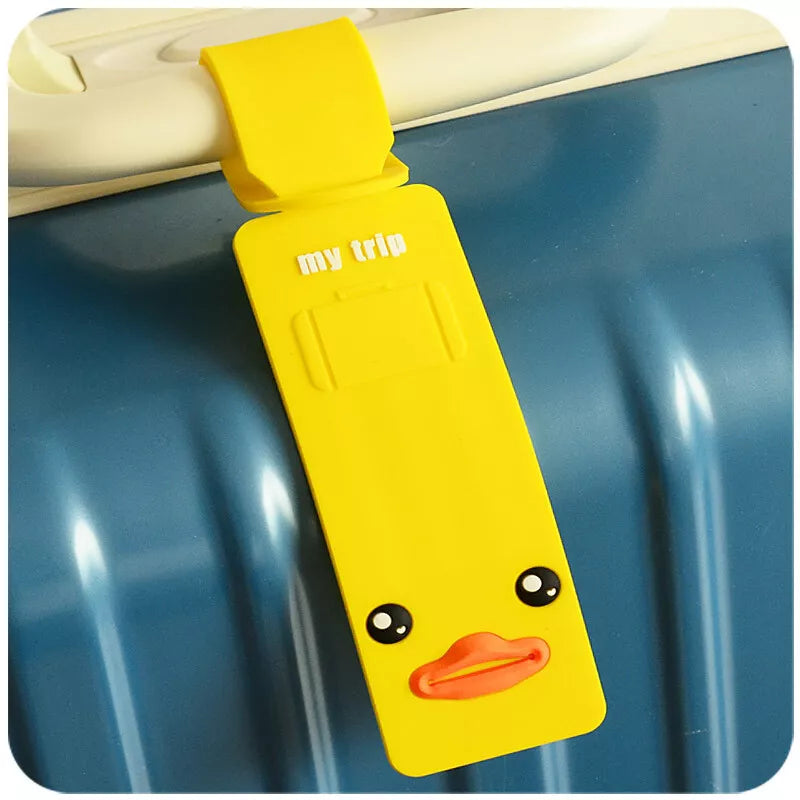 The flexible strap ensures that the tag stays securely attached to your child’s suitcase, backpack, or travel bag.